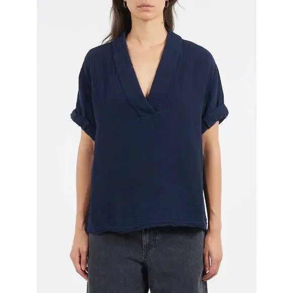 Xirena Avery Cotton Top in North Star Navy Blue Gauze Muslin - Picture 11 of 11